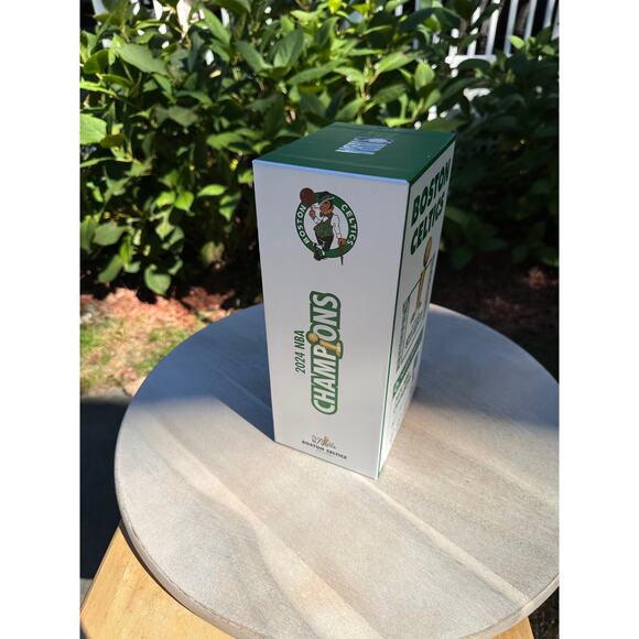 NBA Boston Celtics 25oz Bling Journey in Collectors Box BPA Free Spill Proof New - Picture 6 of 10